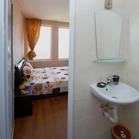 Apartament Alerina *
